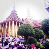 All that GLITTERS is the GRAND PALACE!