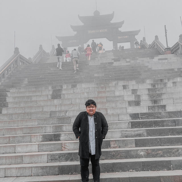 พิชิตยอดเขาฟานซิปัน (Fansipan Mountain)🏔️