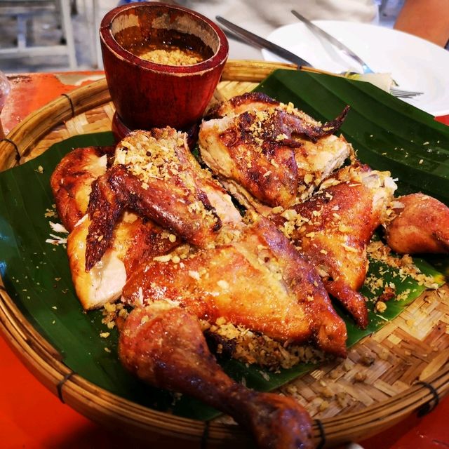ไก่ยกครก จ.ระยอง
