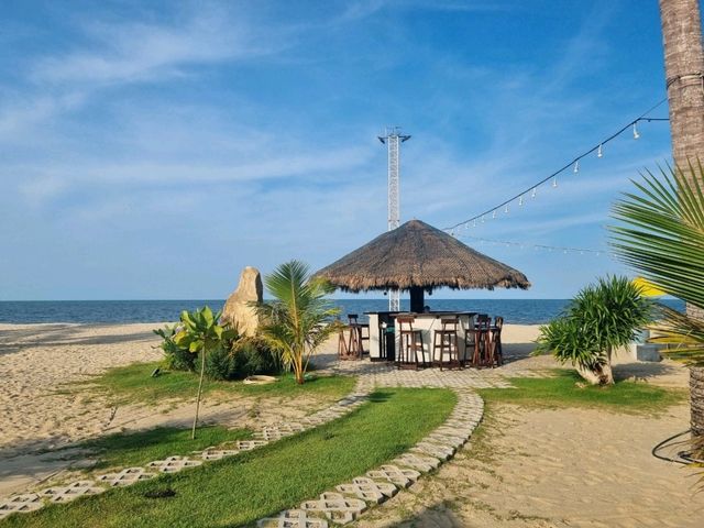 สิริน เลค แอนด์ บีช รีสอร์ท 🏠🏖 อ.สีชล