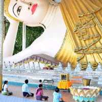 วัดไทยวัฒนาราม อ.แม่สอด จ.ตาก