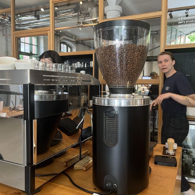 Bonanza … No 1 Coffee shop @ Berlin