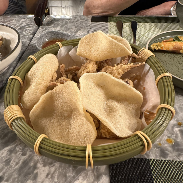 板橋凱撒大飯店 蓮花泰式料理！網美風裝潢、輕奢華的體驗！