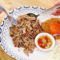 ก๋วยเตี๋ยวไก่กุ๊กๆ โครตอร่อย บางขุนเทียน