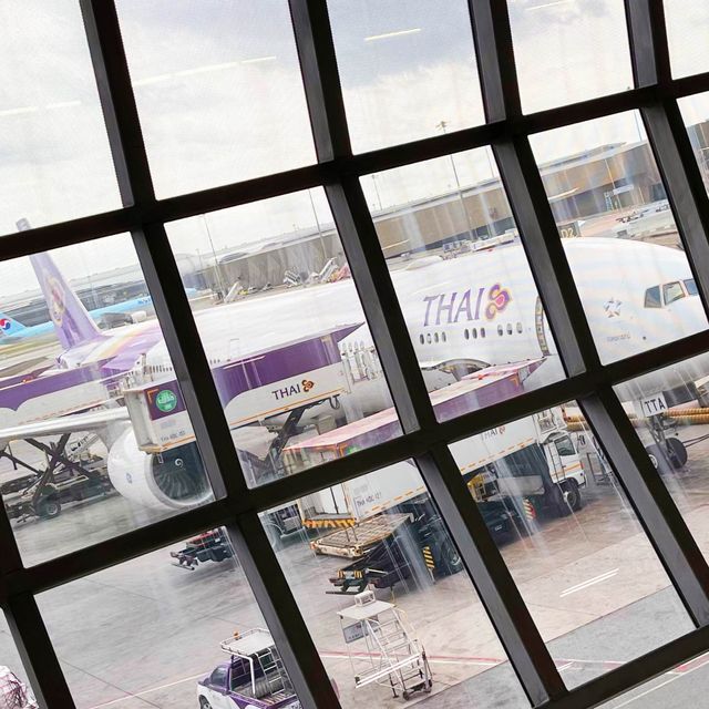 TG417 BKK-KUL Royal Silk