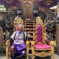 ウブド地区　【Ubud Water Palace】