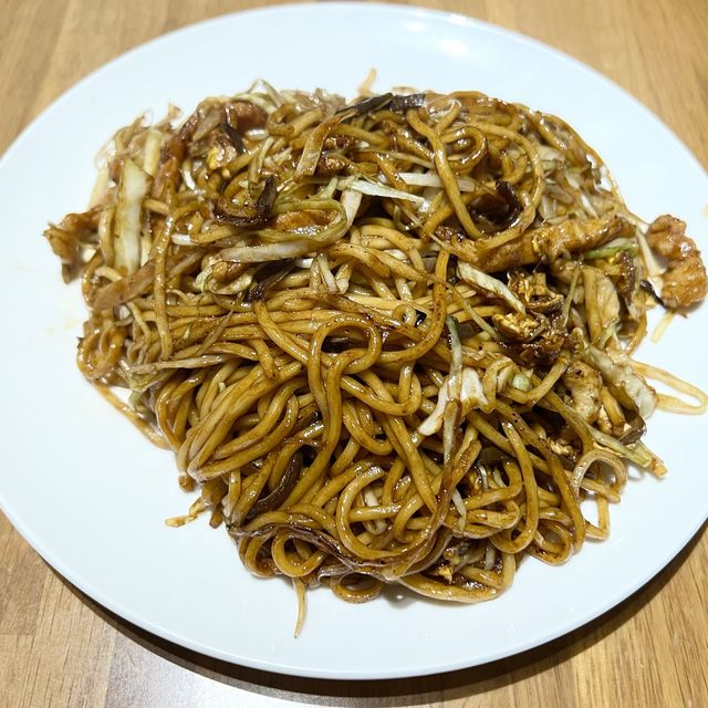 雅蘭中心樂天皇朝：特色皇朝小籠包，成都口水雞