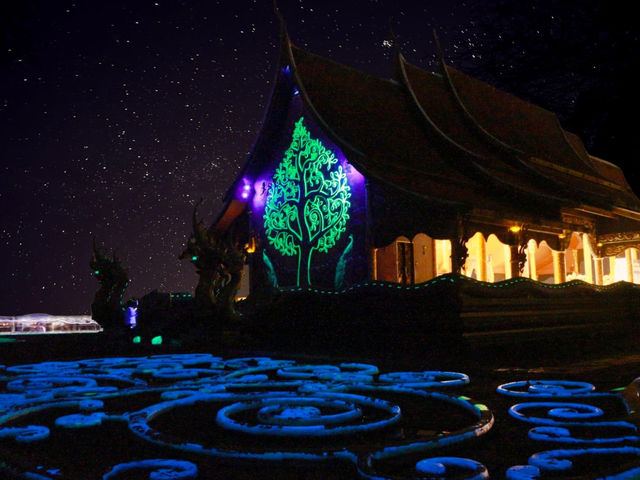วัดสิรินธรวรารามภูพร้าว  วัดเรืองแสง  อุบลราชธานี