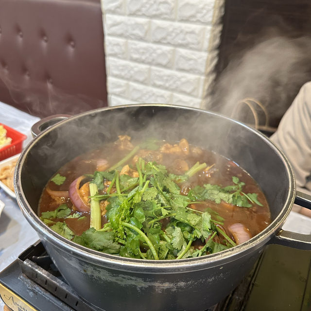特色多汁雞煲！巷仔低調雞煲小店