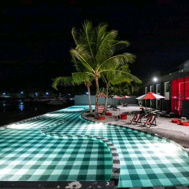 foto Hotel ที่พักภูเก็ต สุดเกร๋ ติดทะเล วิวปัง 🤩
