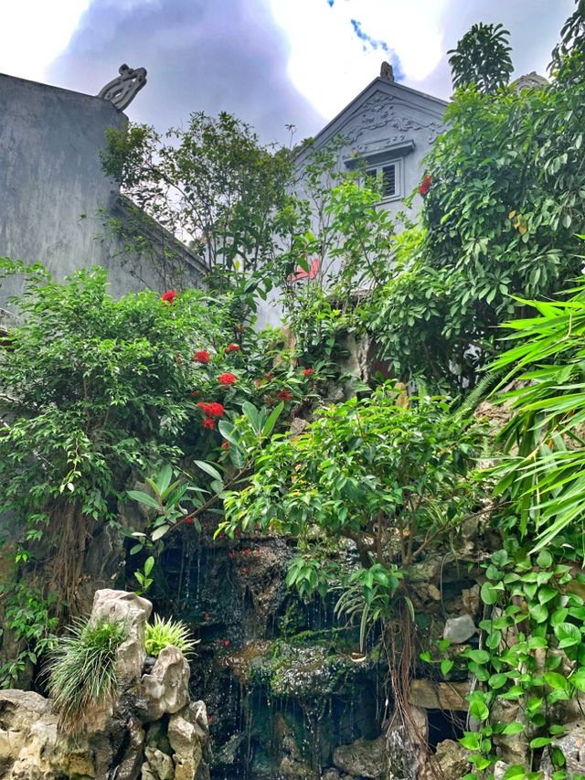 The Red Bridge and Jade Islet❤️