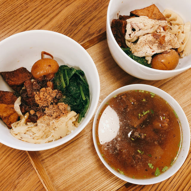 台北｜美食當前🍚🥢Loobah Restaurant 滷肉飯店