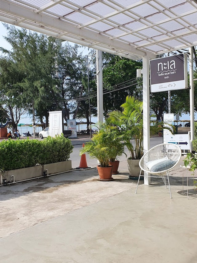 ที่พักติดทะเลชะอำ Talay Hotel & Villa