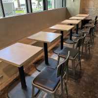 「Hannoc」：舒適美麗，讓人心曠神怡的咖啡店