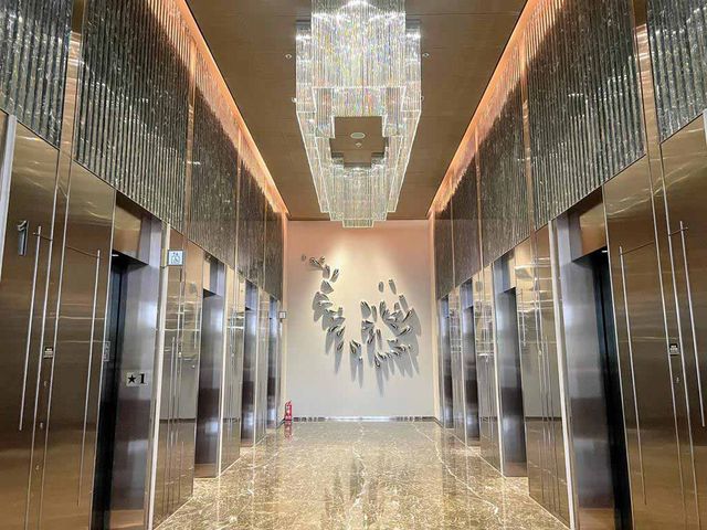 高雄萬豪飯店：地理位置優越，行政酒廊景觀超棒！