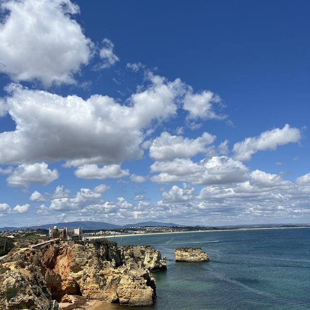 Dreamy rock formations and crystal waters