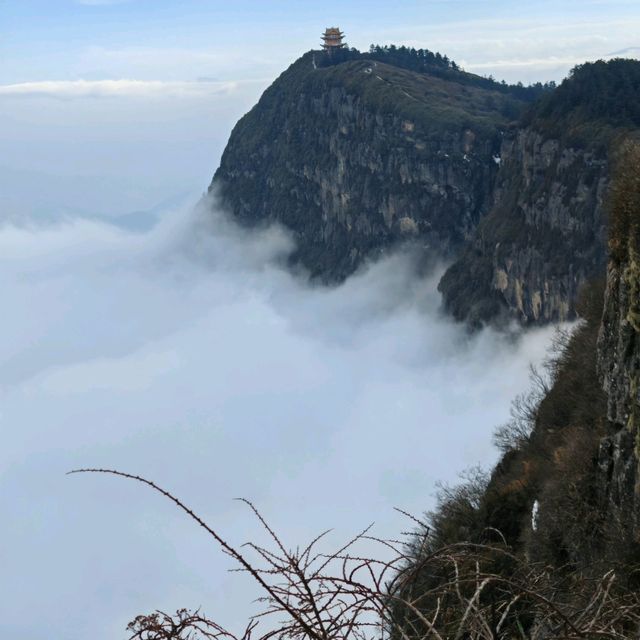 2D1N on splendid Mt Emei