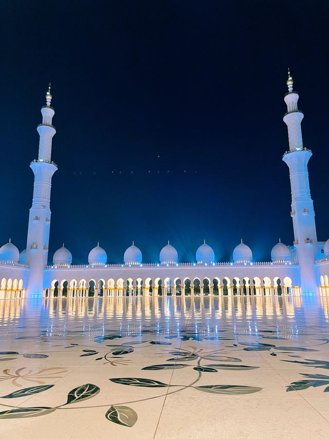 世界一スケールが大きいモスク🕌