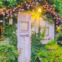  ปาฎีคาเฟ่ คาเฟ่ในสวนดอกไม้ สไตล์ยุโรป ระยอง