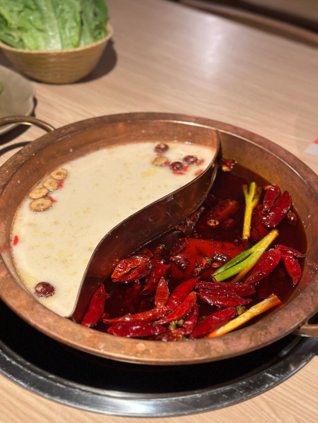 人氣重慶火鍋店🌶️