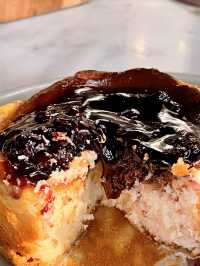 【バリ島】とろけるチーズケーキが美味しい広々としたカフェ。