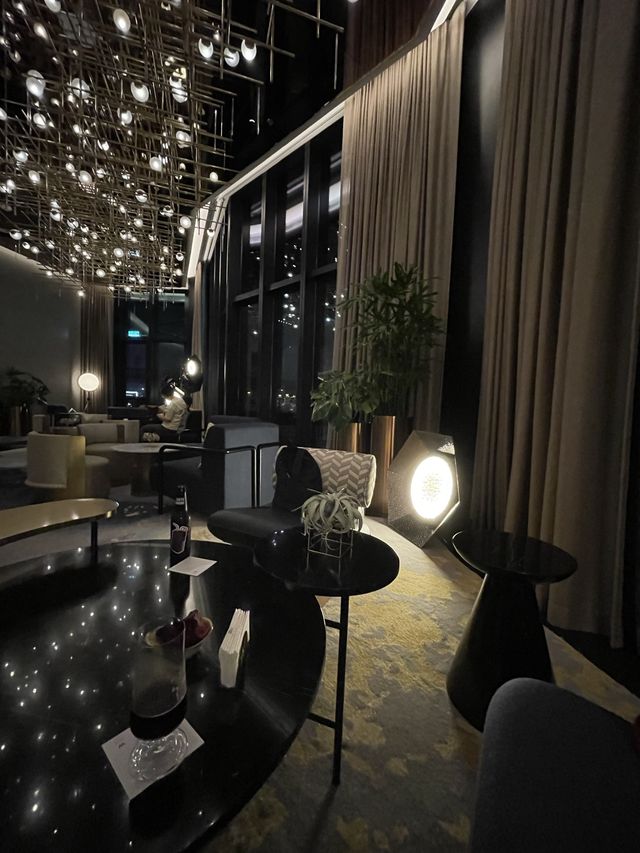 🍸🌟  沉醉澳門魅力 @ 新濠影滙W酒店 LIVING ROOM 酒吧🎭🏨🎉