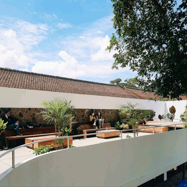onE OF THE MOST-WANTED COFFEE SHOPS IN BANDUNG RELOCATED