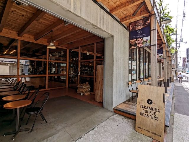 日本大阪-200坪的咖啡葡萄酒專賣店：Takamura Wine & Coffee Roasters