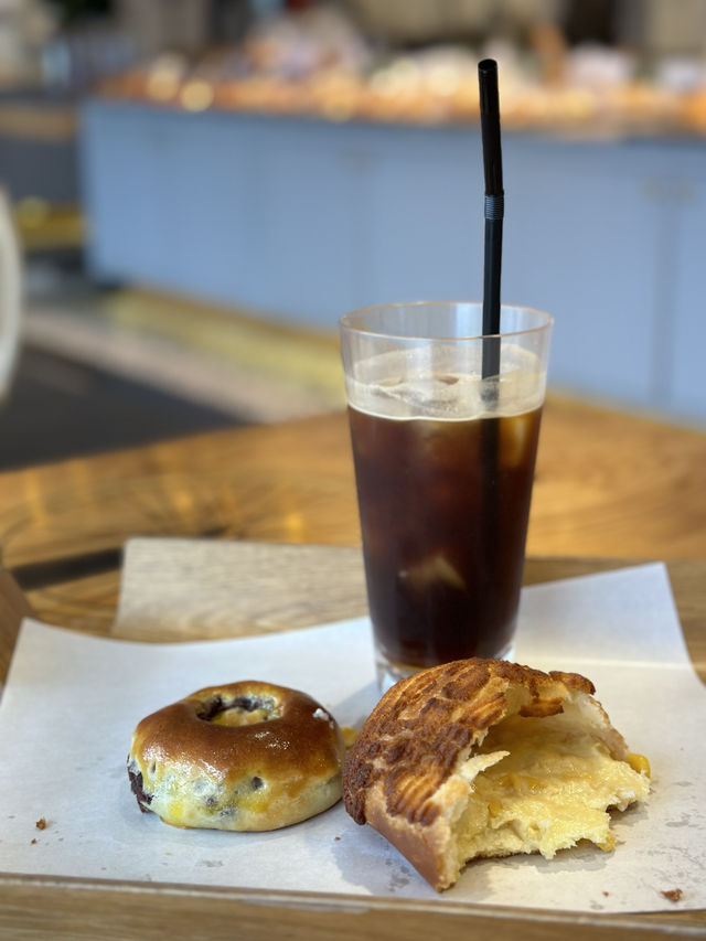 💙프랑스빵을 한국적으로 🥐 재해석한 포천 K감성 대형 베이커리 카페 투어 추천