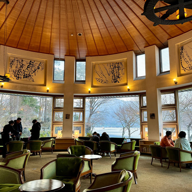 【🗻富士山景私人溫泉旅館】- 豪華山景房連私人風呂，湖景、大山及富士山的景色！