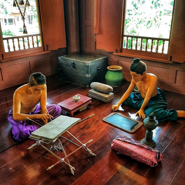 อุทยาน ร. 2  ของดีมีคุณค่าน่าเยี่ยมชม