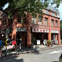 48 Hours in Taipei! Visit Old Streets, Best Natural Wine Bar in Taipei and often-missed landmark!