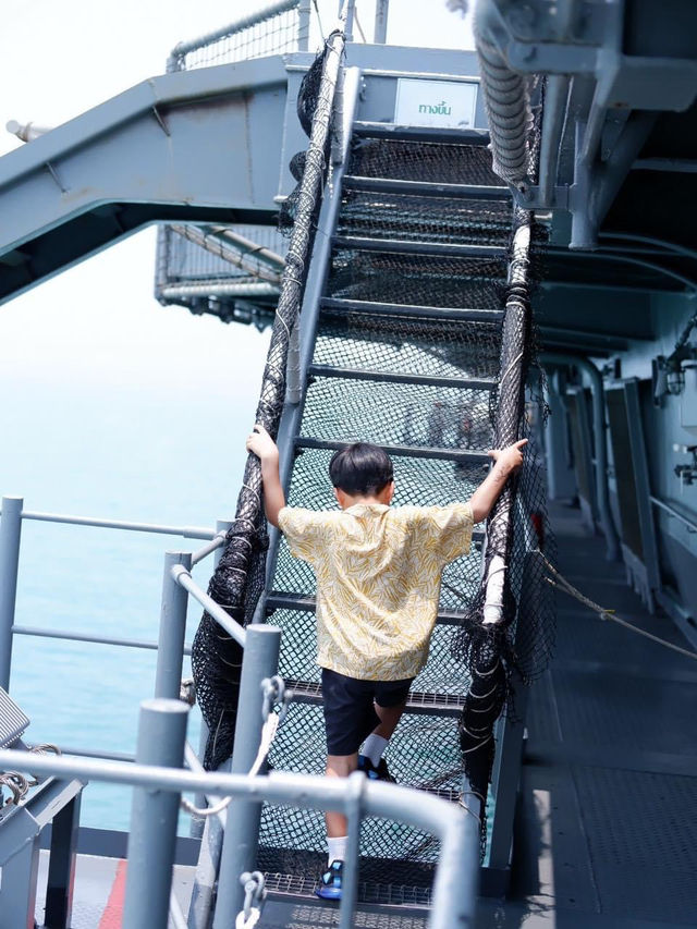 เรือหลวงจักรีนฤเบศร ฐานทัพเรือสัตหีบ ชลบุรี ⚓️