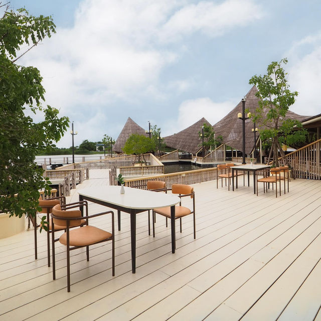 📍 Bamboo Light 🏡🏞️☕️