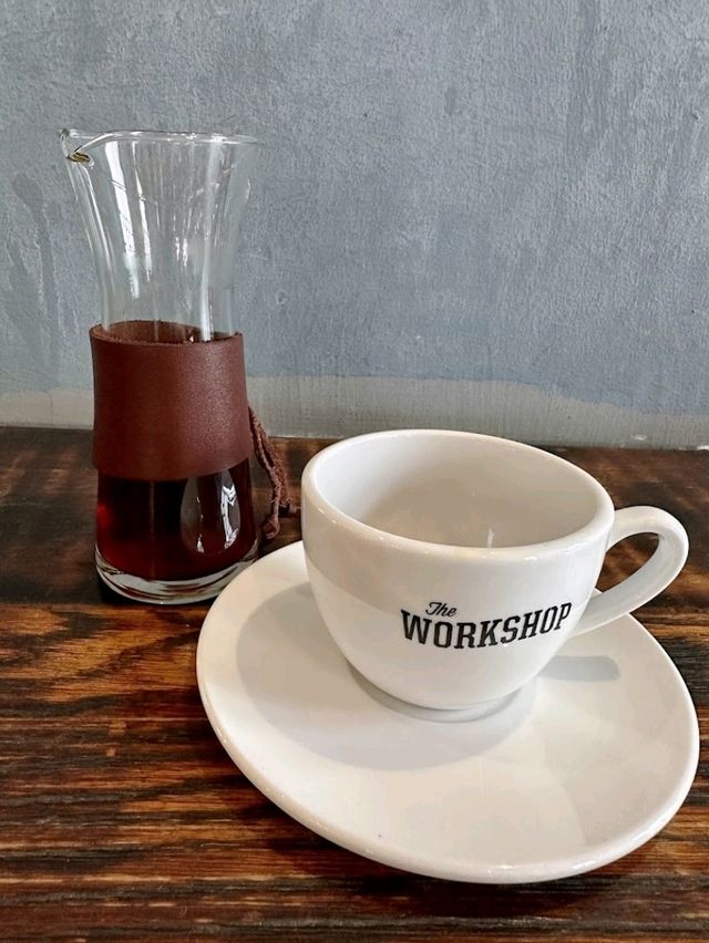 Work, Coffee & Hangout