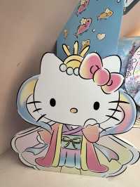大阪出發一小時車程😍Hello Kitty Smile🤓超大Kitty頭建築