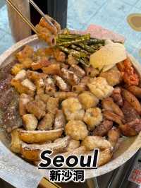 【韓国・新沙洞】SNSで評判の魔法の粉で食べるコプチャン