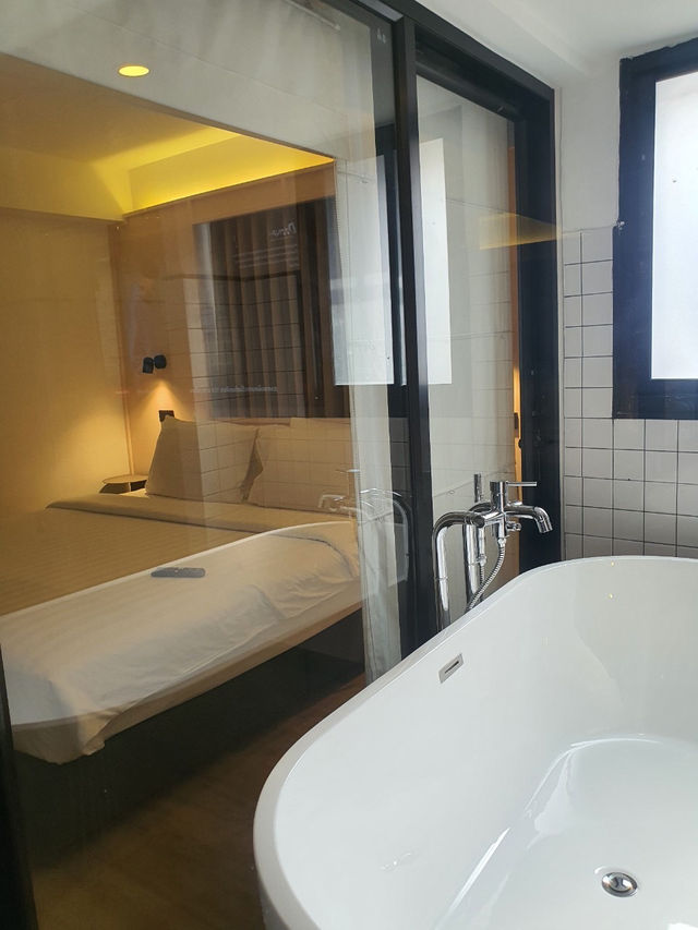 Staycation in Huai Khwang ✨