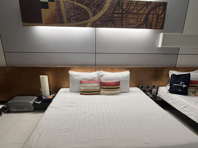 The Zign Hotel  โรงแรมหรูหรา 5 ดาวขนาดใหญ่ ติดทะเล