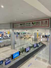 TAN SON NHAT AIRPORT🛫