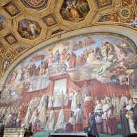 [ヴァチカン]ローマ市内の独立国ヴァチカンの美術館[ヴァチカン美術館]