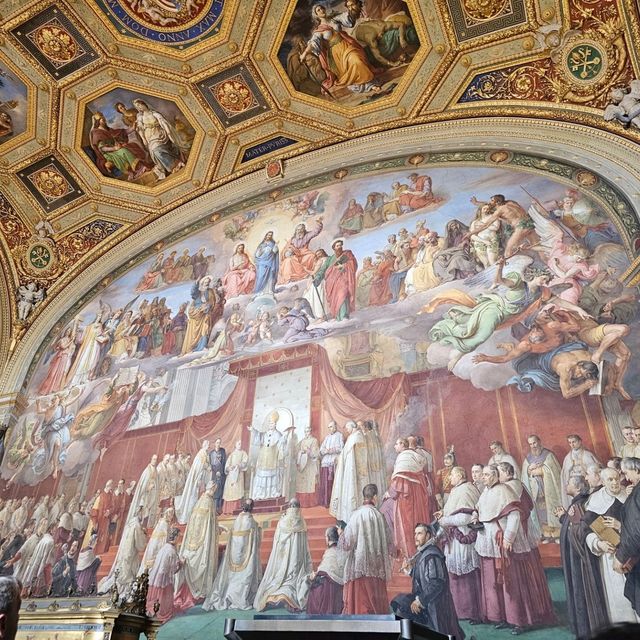 [ヴァチカン]ローマ市内の独立国ヴァチカンの美術館[ヴァチカン美術館]