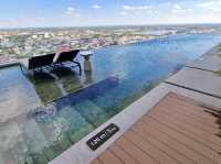 Infinity Pool : โรงแรมแอดลิบ จ.ขอนแก่น