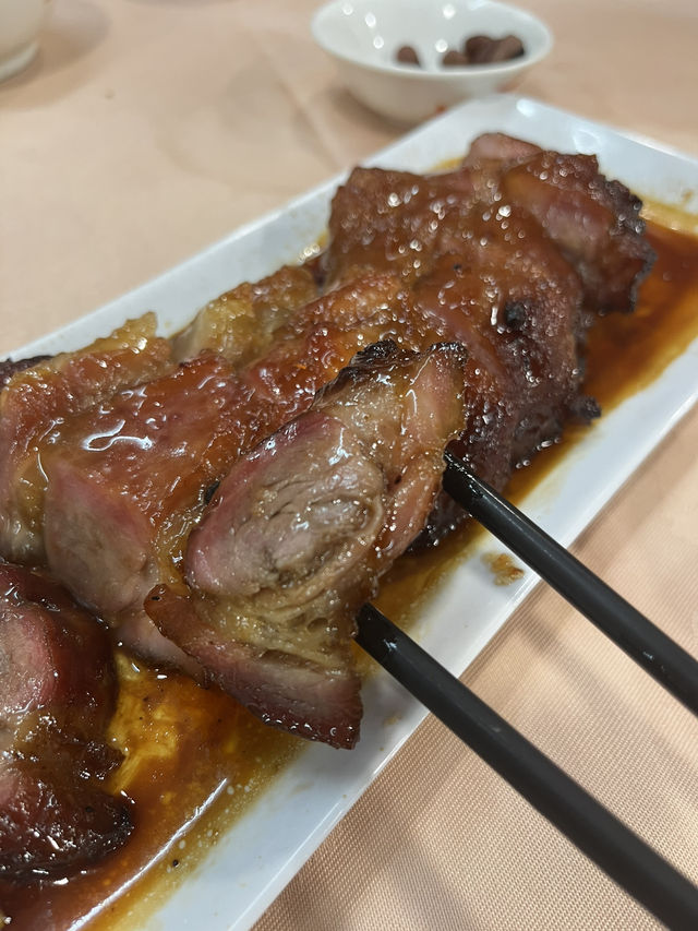 必食招牌菜～荔枝汁叉燒皇