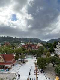 泰國普吉 只要有光有雲泰國寺廟很好出片 查龍寺 วัดไชยธาราราม (วัดฉลอง)