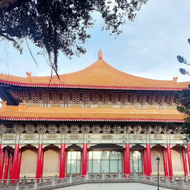 台北中正紀念堂 壯麗的建築與悠然的景觀