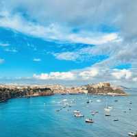 Don’t miss the colourful island of Procida 🇮🇹 