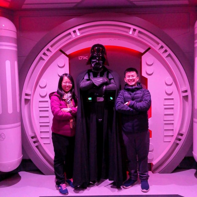 Pamper your wife as a princess and visit Paris DisneyLand