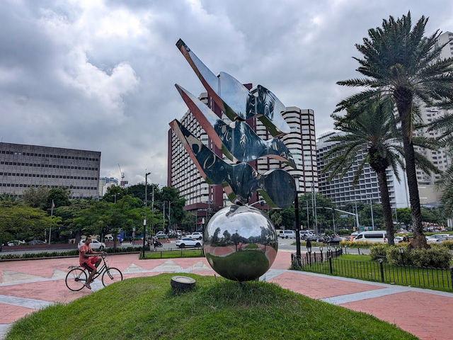 Manila Baywalk Dolomite Beach