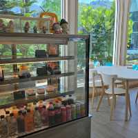De'camp hill ka-ang cafe